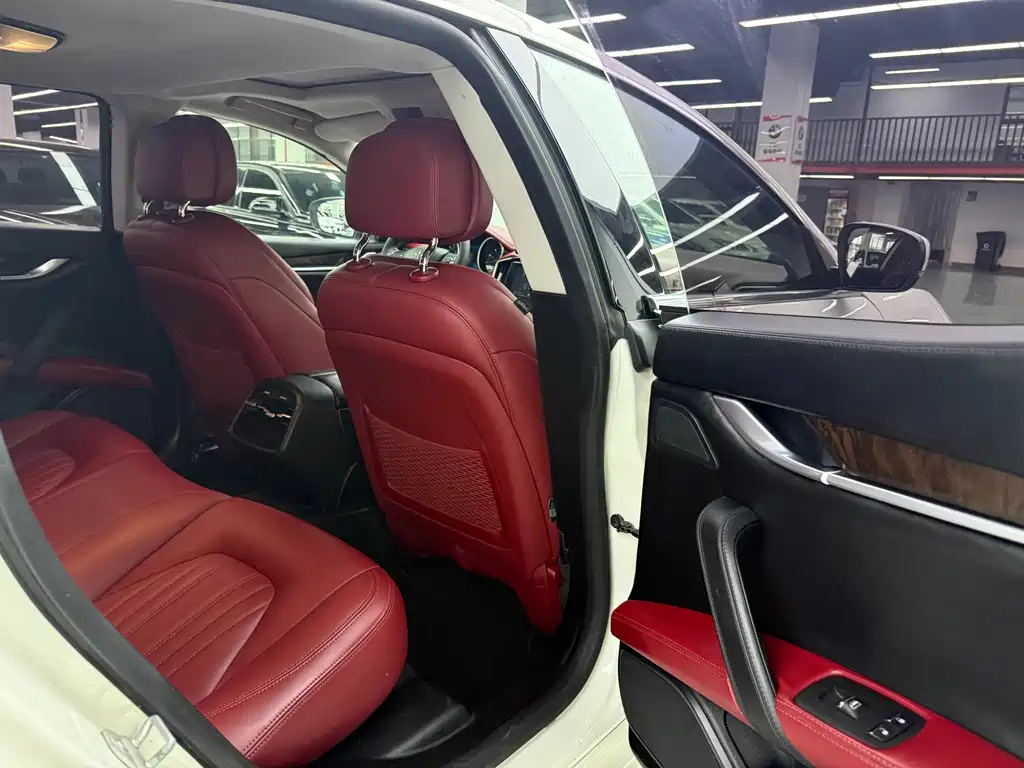 Maserati Ghibli — миниатюра 18