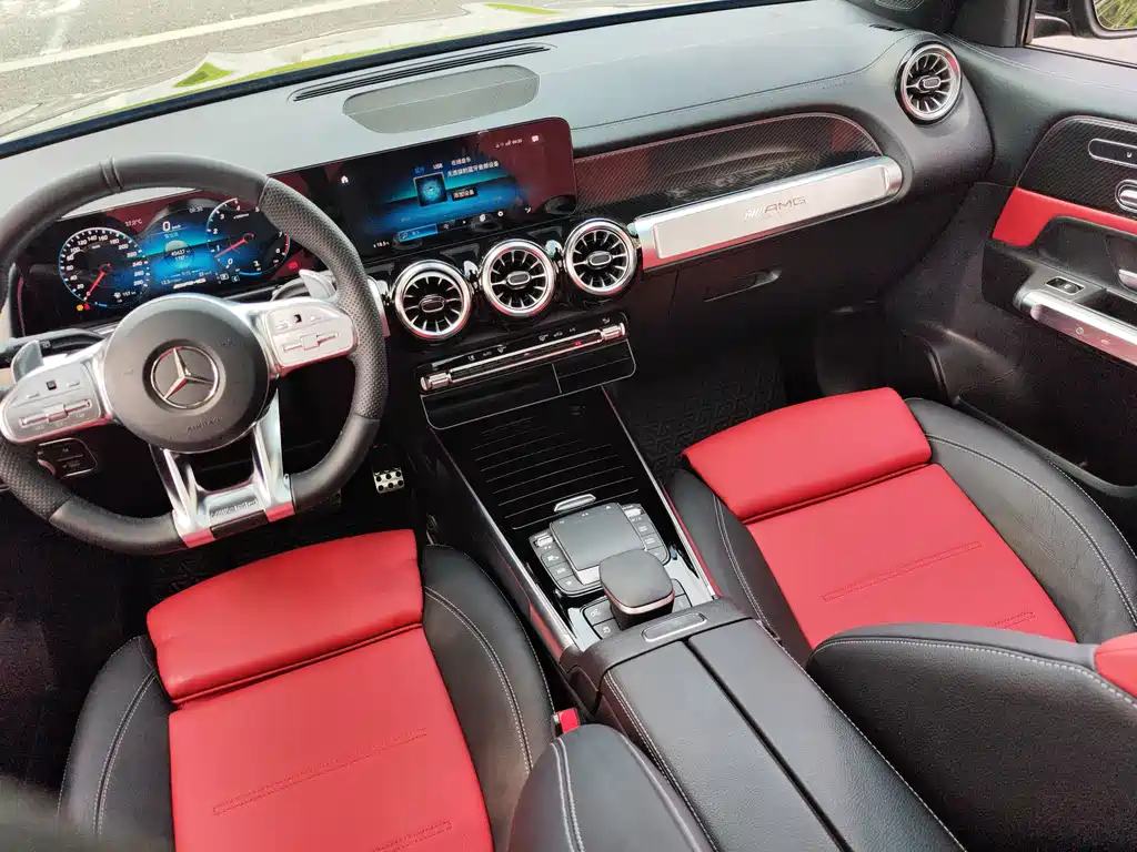 Mercedes-Benz GLB AMG — миниатюра 9