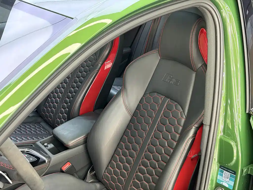 Audi RS 4 — миниатюра 7