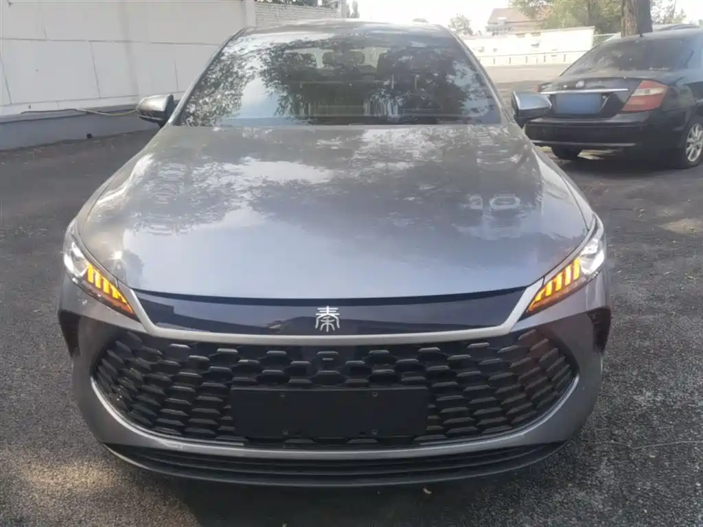 BYD Qin Plus PLUS 2025 DM-i Smart Drive 128KM