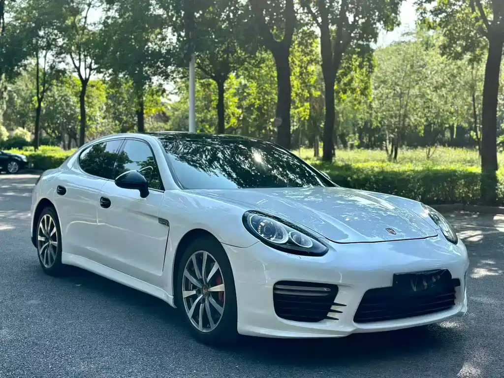 Porsche Panamera — миниатюра 2