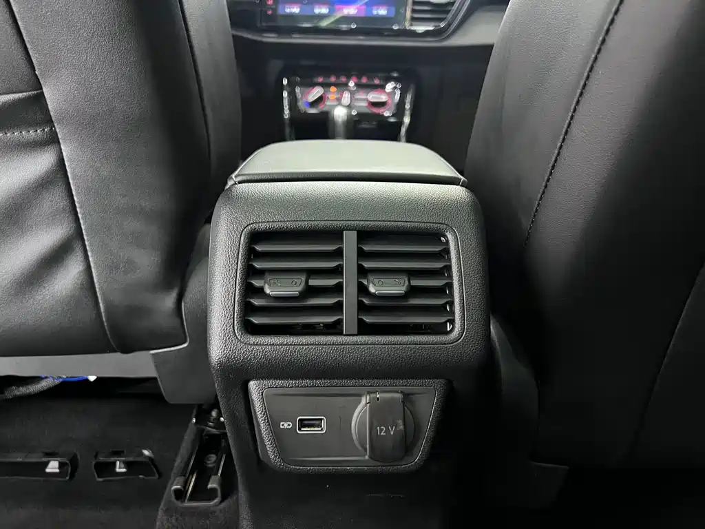 Jetta VS7 — миниатюра 13
