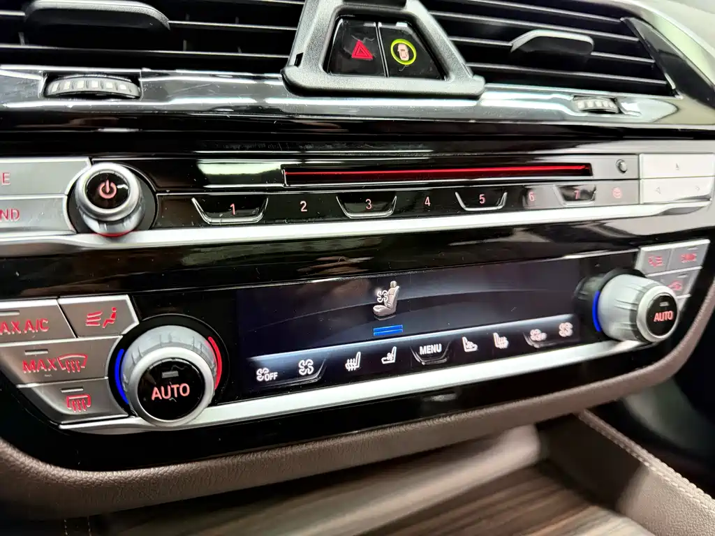 BMW 5 SERIES NEW ENERGY