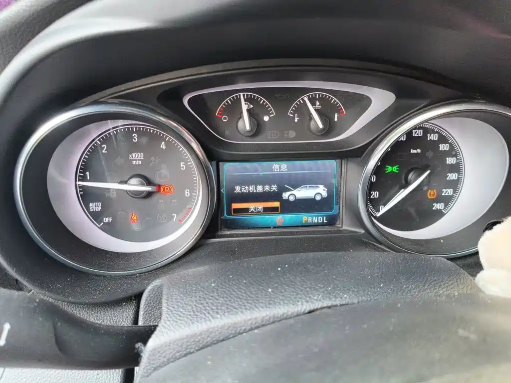 Buick Envision Plus — миниатюра 7