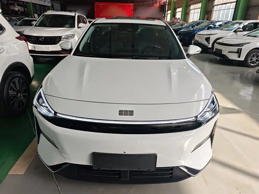 Geely Galaxy Galaxy L6 L6 2025 EM-i 140km