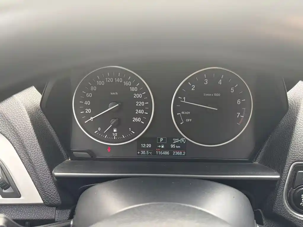 BMW 1 Series (Import) — миниатюра 11