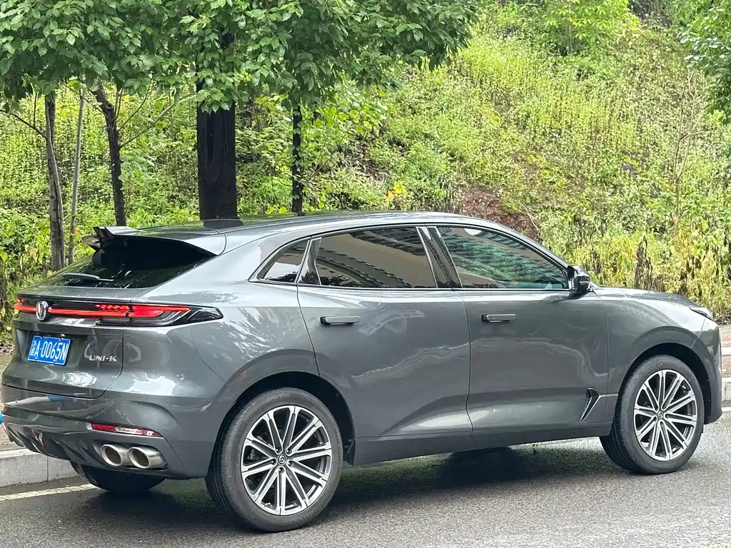 Changan UNI-K 2021 2.0T Luxury