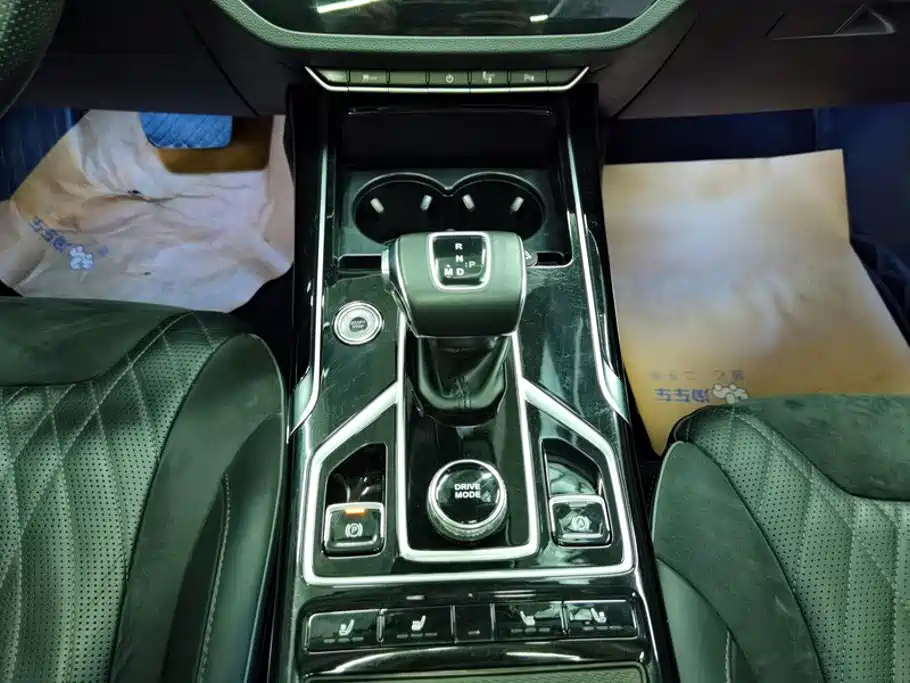Hongqi Hongqi HS5 — миниатюра 16