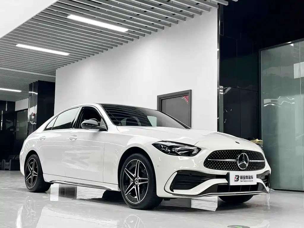 Mercedes-Benz C-Class — миниатюра 3