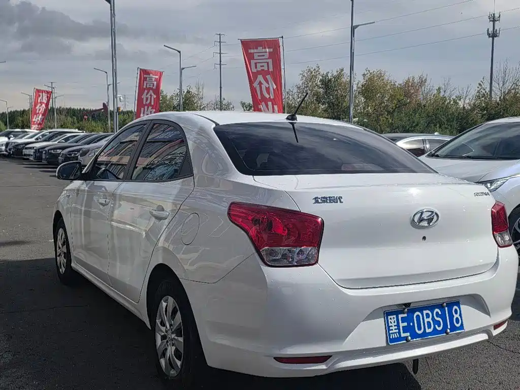 Hyundai Verna — миниатюра 8