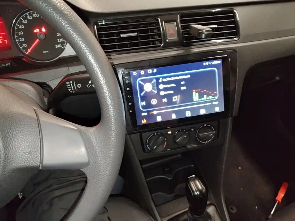 Volkswagen Santana — миниатюра 13