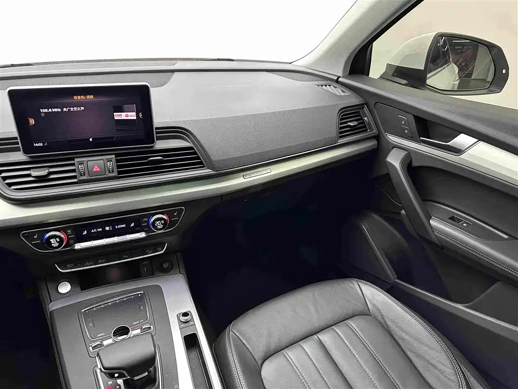 Audi Q5L — миниатюра 15