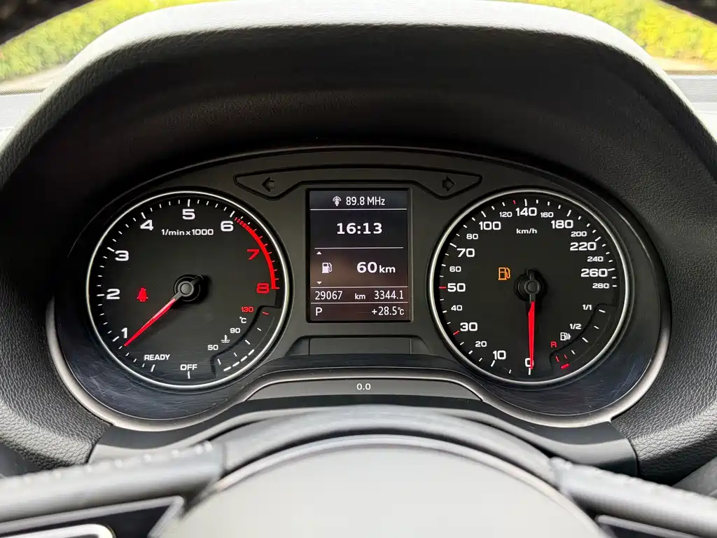 Audi Q2L — миниатюра 10