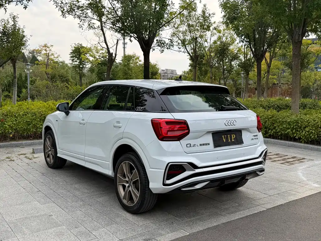 Audi Q2L — миниатюра 15