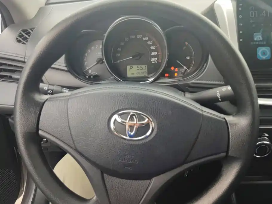 Toyota Yaris L — миниатюра 15