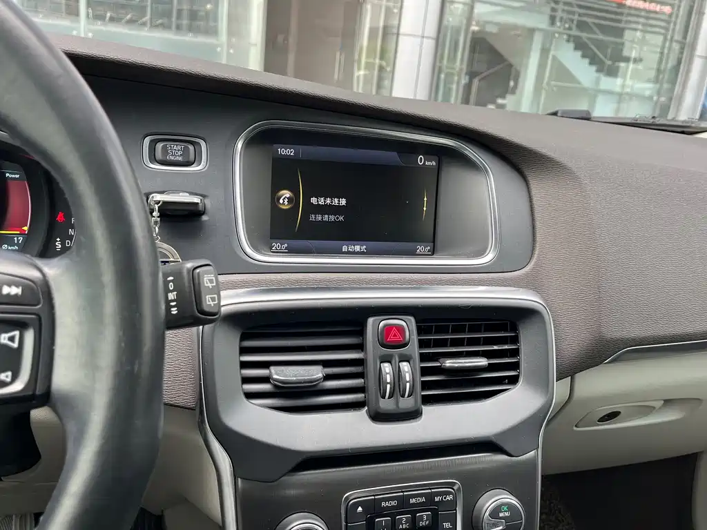 Volvo V40 — миниатюра 14