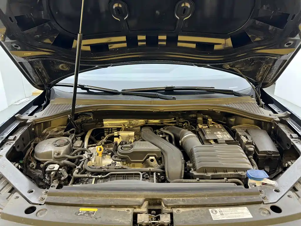 Volkswagen Tiguan L — миниатюра 11