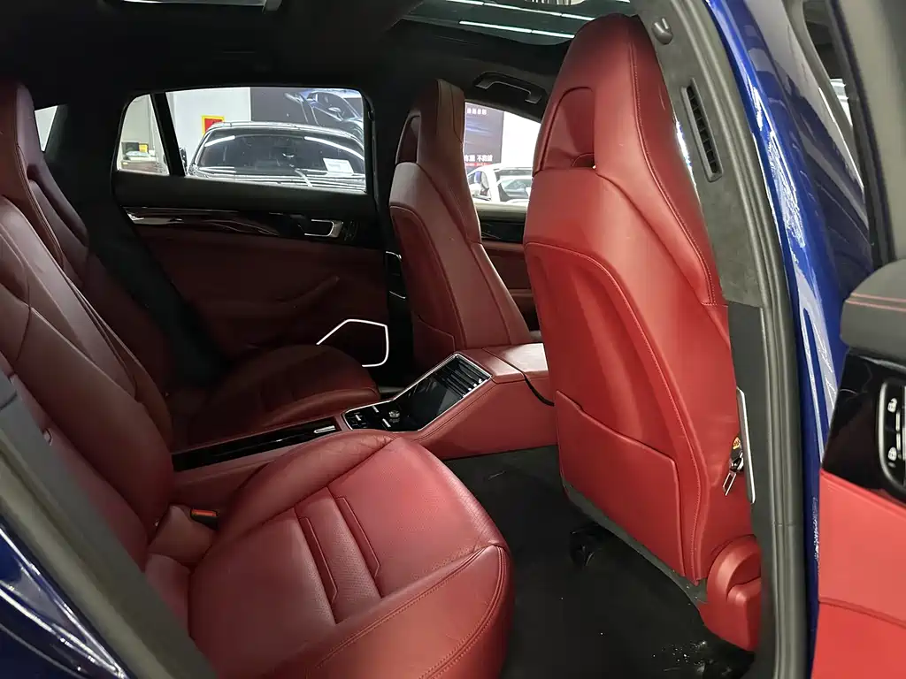 Porsche Panamera — миниатюра 7