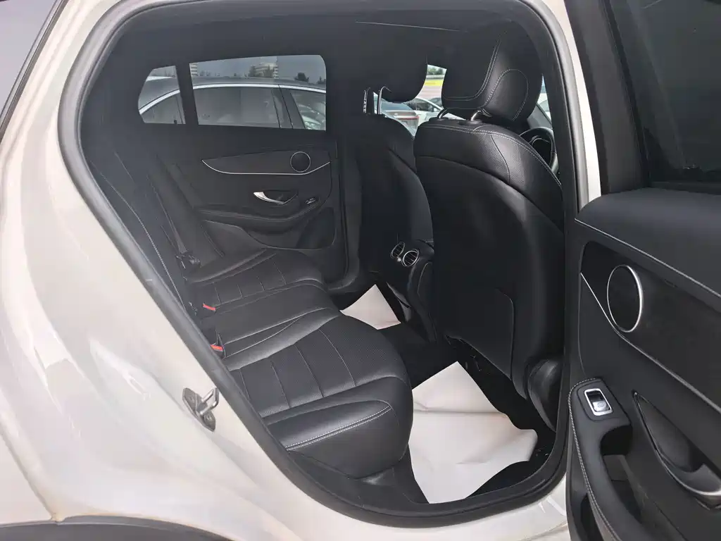 Mercedes-Benz GLC Coupe — миниатюра 11