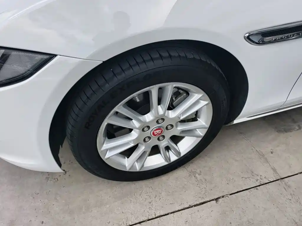 Jaguar XEL — миниатюра 23