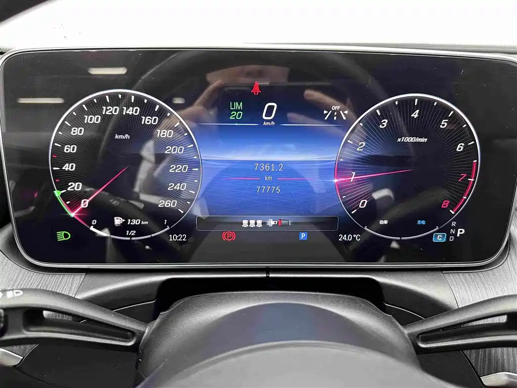 Mercedes-Benz C-Class — миниатюра 11