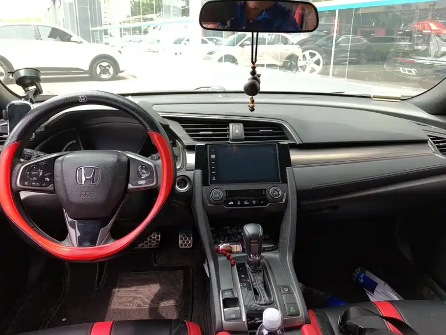 Honda Civic — миниатюра 12