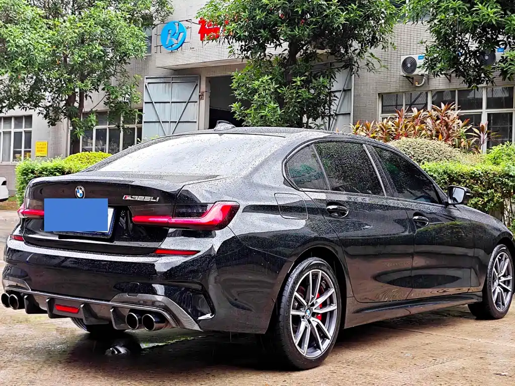 BMW 3 Series — миниатюра 4