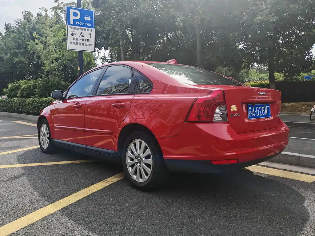 Volvo S40 — миниатюра 6