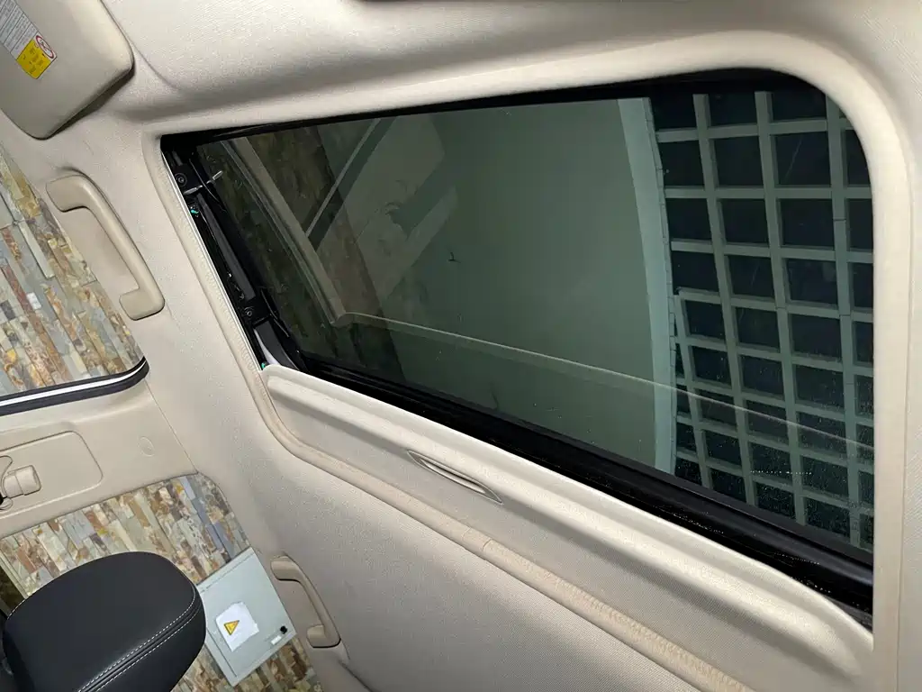 Mitsubishi Outlander — миниатюра 6