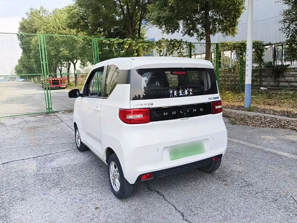 Wuling MINIEV — миниатюра 5