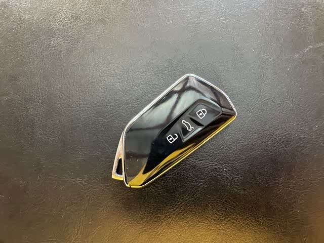 Volkswagen Golf 1.4 л 2022 г. Белый, пробег 40000 км