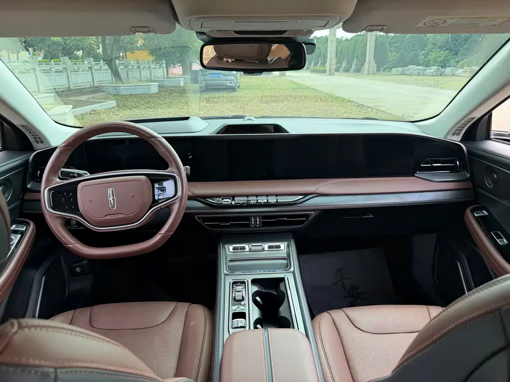 Lincoln Z — миниатюра 14