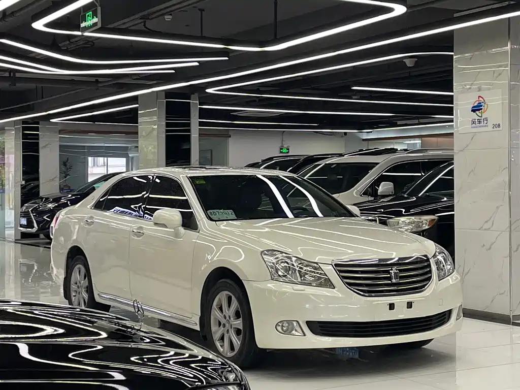 Toyota Crown 2010 3.0L Royal