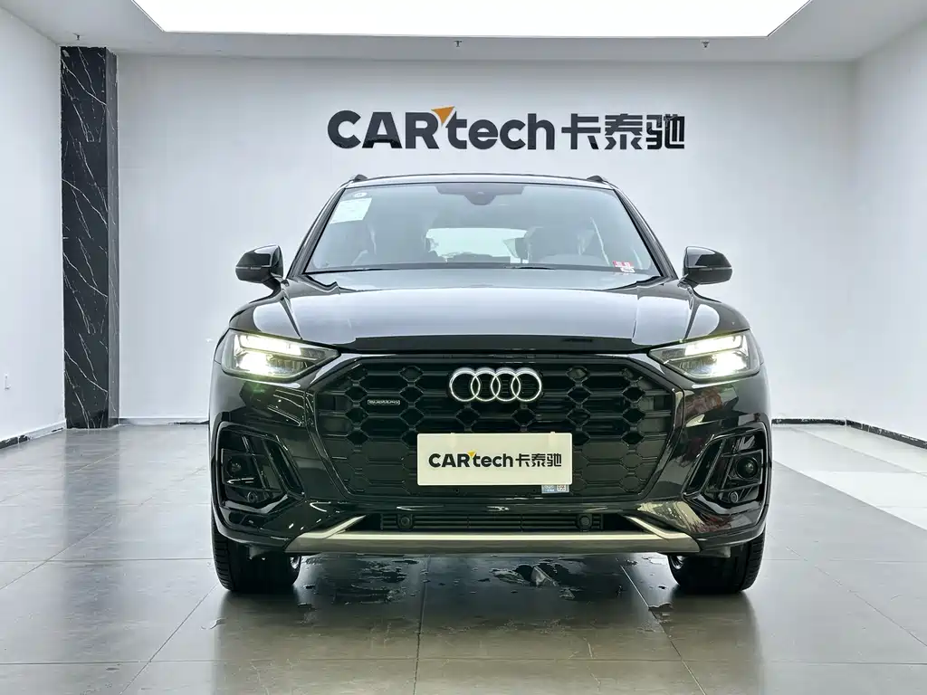 Audi Q5L — миниатюра 2