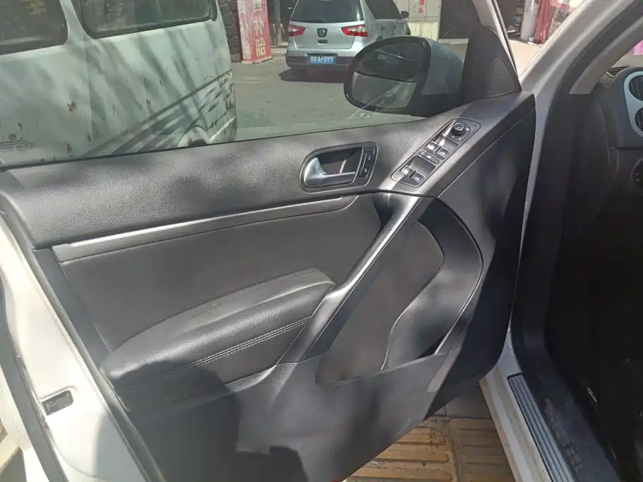 Volkswagen Tiguan — миниатюра 7