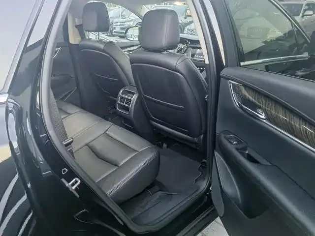 Cadillac XT5 — миниатюра 17