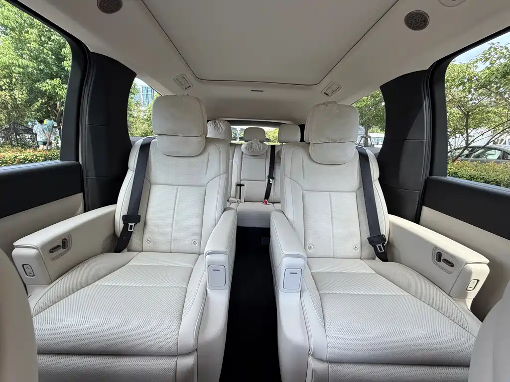 Li Auto Li MEGA — миниатюра 14