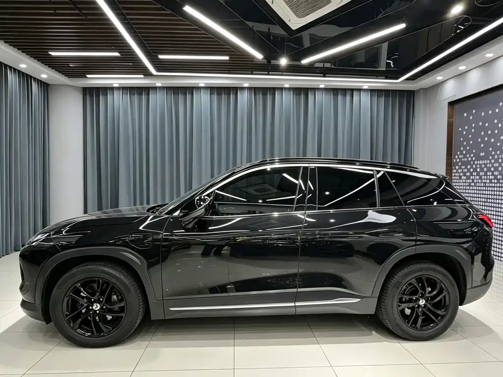 NIO ES6 — миниатюра 4