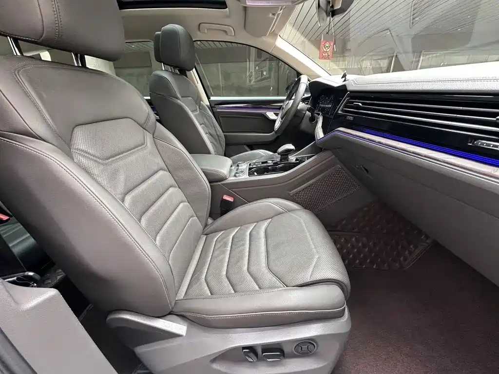 Volkswagen Touareg — миниатюра 13