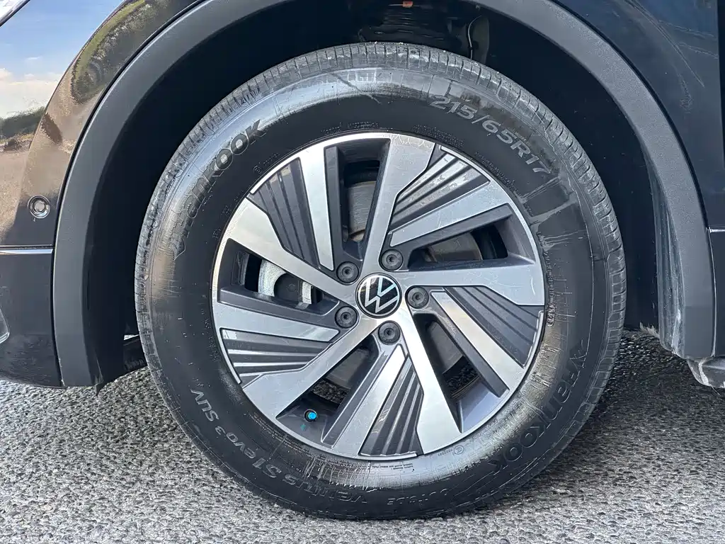 VOLKSWAGEN TIGUAN L NEW ENERGY