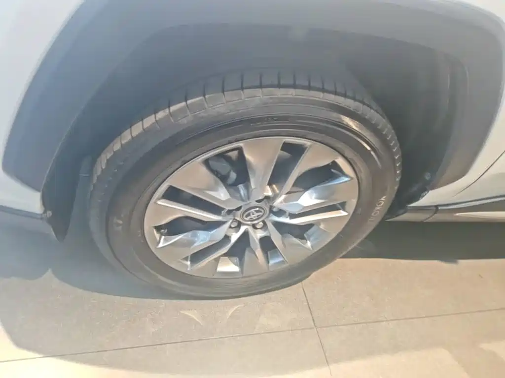 Toyota Wildlander — миниатюра 23