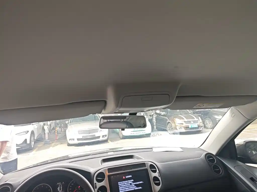 Volkswagen Tiguan — миниатюра 18