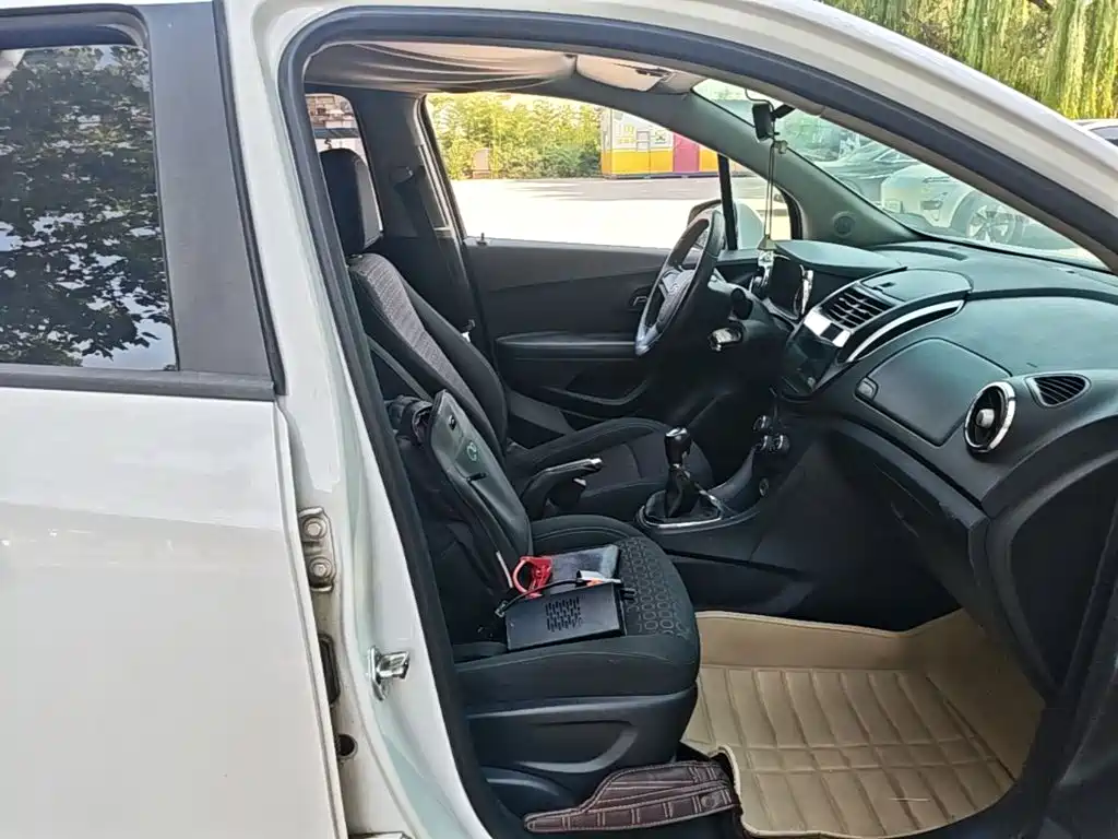 Chevrolet Trax — миниатюра 25