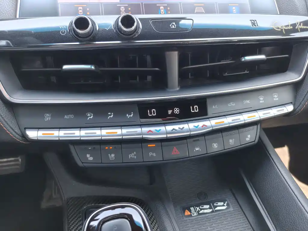 Cadillac CT5 — миниатюра 21