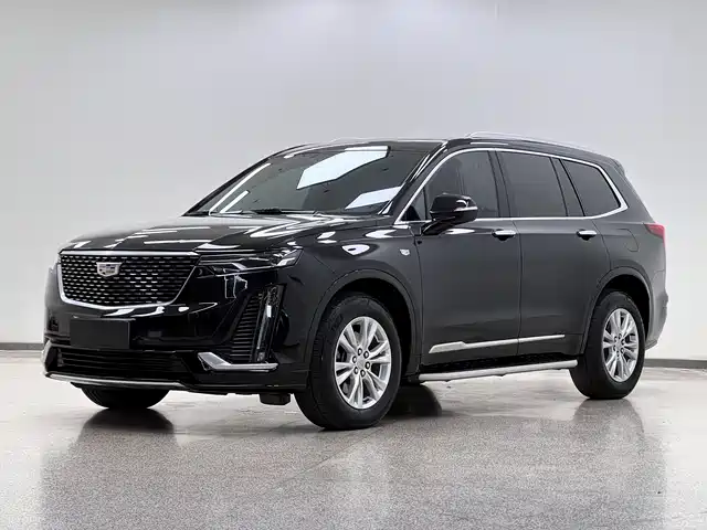 CADILLAC XT6
