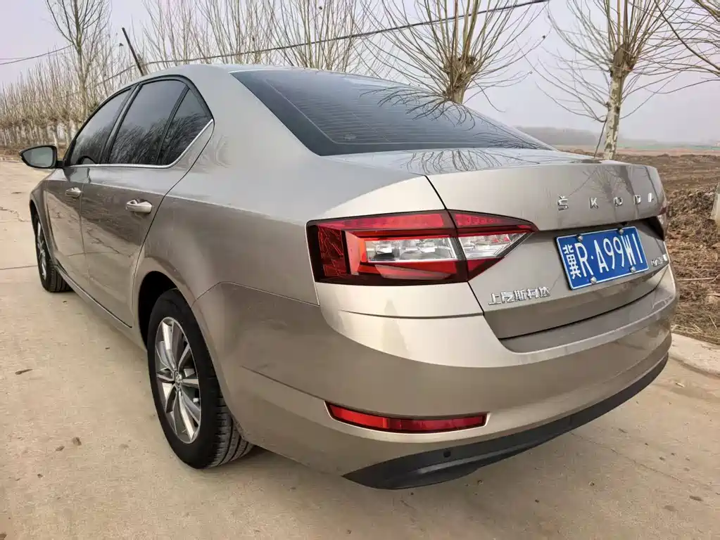 SKODA OCTAVIA