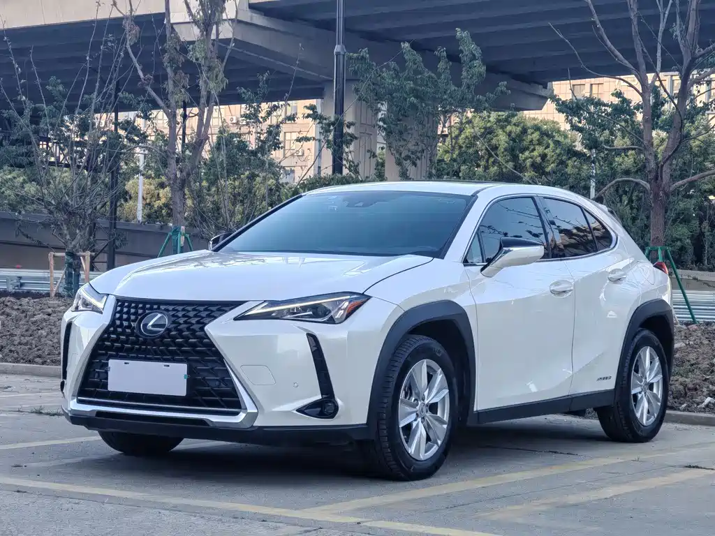 Lexus UX 2020