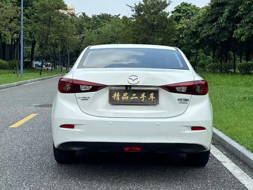 Mazda 3 Axela — миниатюра 11