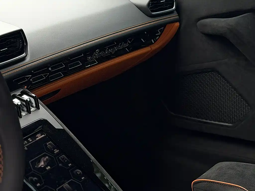 Lamborghini Huracán — фотографии объявления, Фото 11