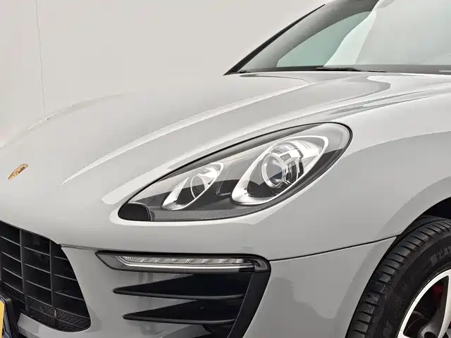 Porsche Macan — миниатюра 14